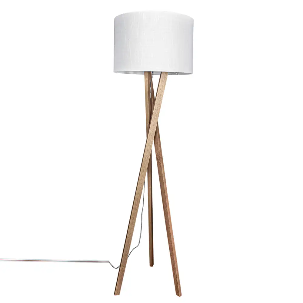 Vega Golvlampa ek – by Rydéns – brun golvlampor