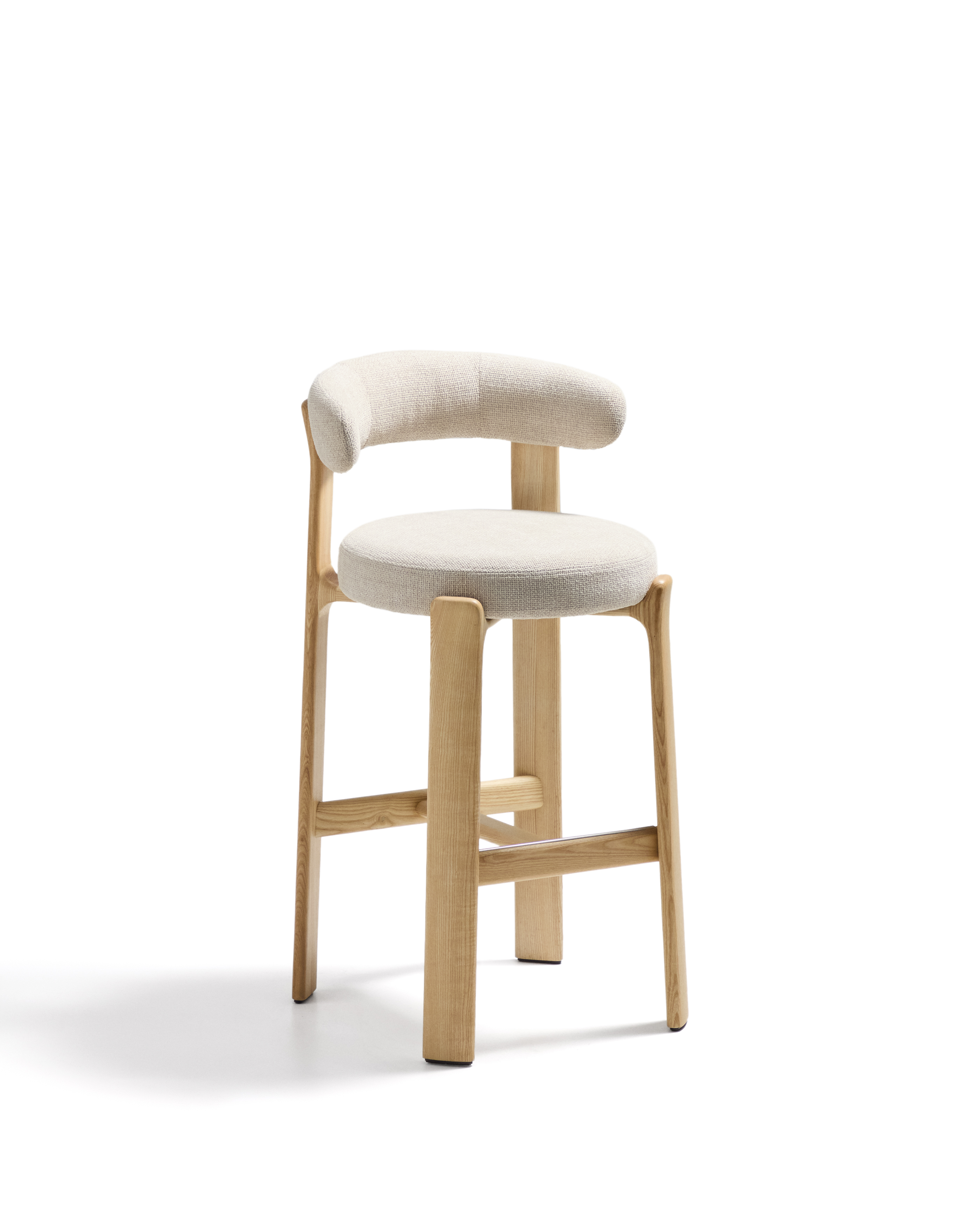 KAVE HOME Granitpall tillverkad av beige chenille och massivt askträ med naturlig finish FSC 100% – Kave Home – chenille bar