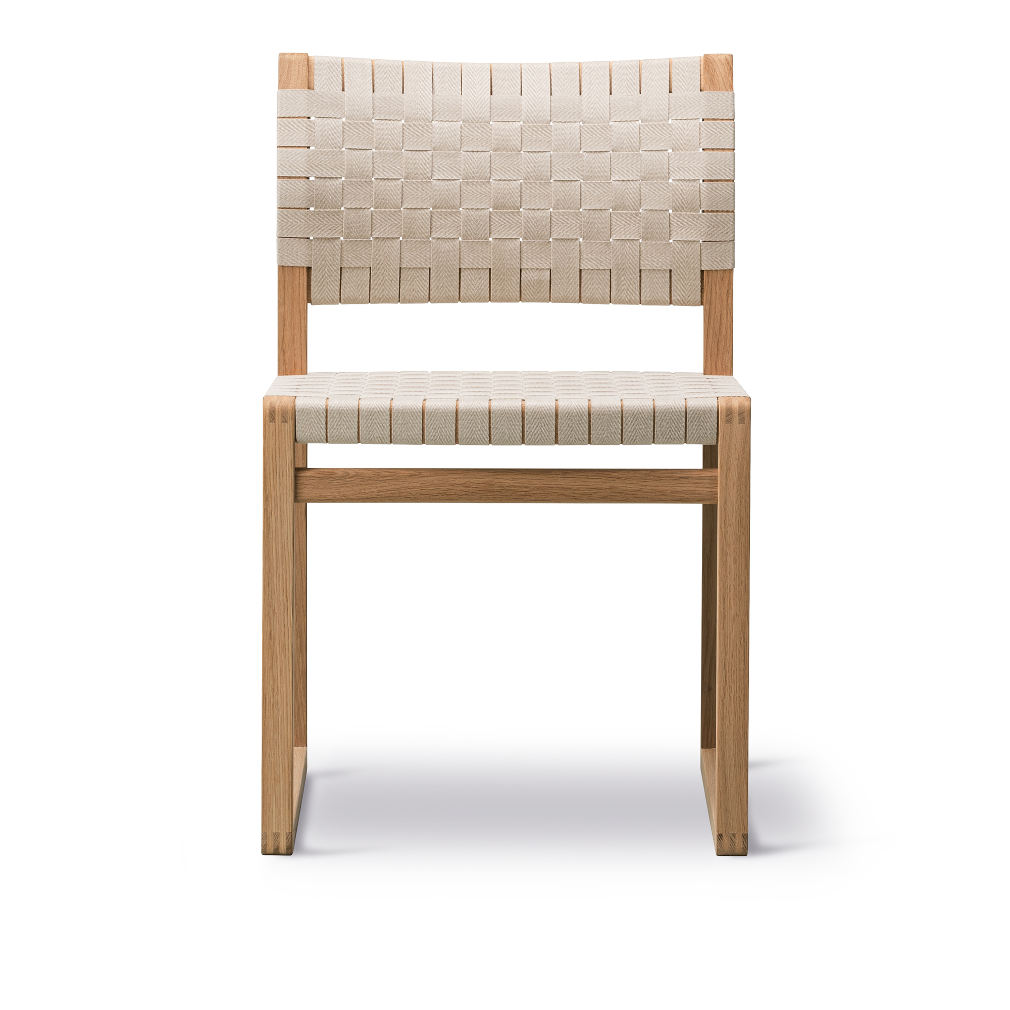BM61 stol oljad ek – Fredericia Furniture – nature matstolar